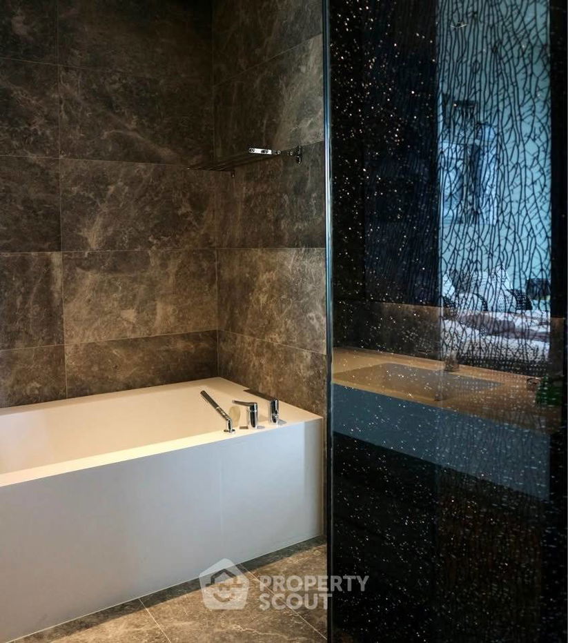 รูป คอนโด 1-ห้องนอน ที่ บันยัน ทรี เรสซิเดนซ์ ริเวอร์ไซด์ กรุงเทพฯ ใกล้ MRT หัวลำโพง (ID 2469754) - รูปที่ 8/12