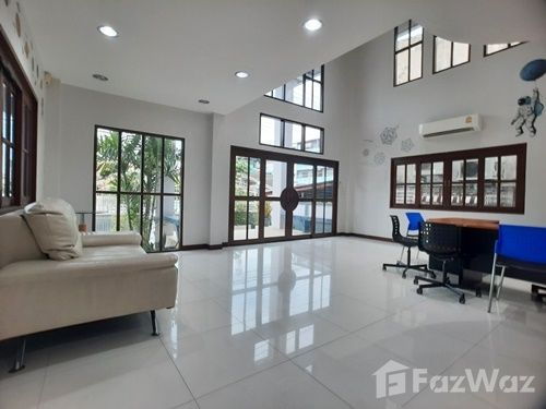 picture 8 Bedroom House for rent at Saranchit 4 1038466 - 5/16