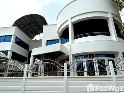 บ้านเดี่ยว เขตวังทองหลาง : ขาย บ้านเดี่ยว 5 ห้องนอน ใน คลองเจ้าคุณสิงห์, กรุงเทพมหานคร 1410996