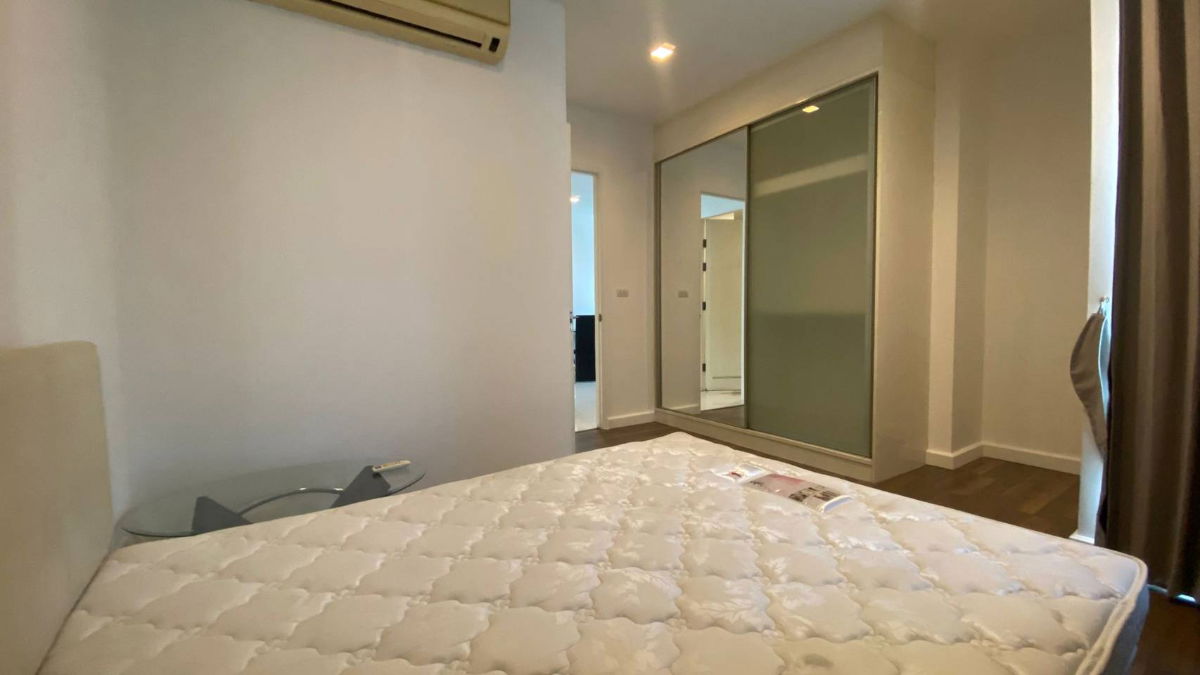 picture Rent 20,000 THB The Bloom Sukhumvit 71 ,2 Bedrooms 1 Bathroom Size 63 sq.m On 15th floor Near BTS Pra khanong - 7/12