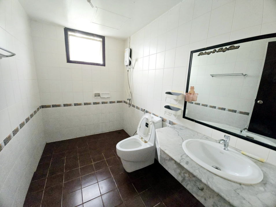 รูป ***ให้เช่า เซนต์ชาร์ม คอนโดมิเนียม (2ห้องนอน กว้างมาก 96ตรม) *รับโปรพิเศษ* LINE : @Feelgoodhome (มี@หน้า) - รูปที่ 10/11