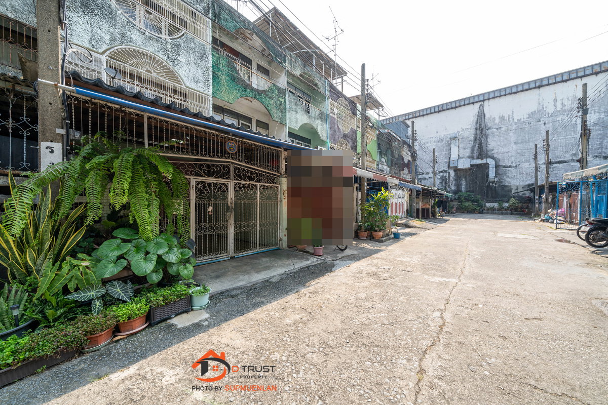 รูป ขาย ตึกแถว 4 ชั้น ม.ขวัญชัย ซอยสุขสวัสดิ์ 56 พร้อมอยู่ 22 ตร.ว - รูปที่ 2/16