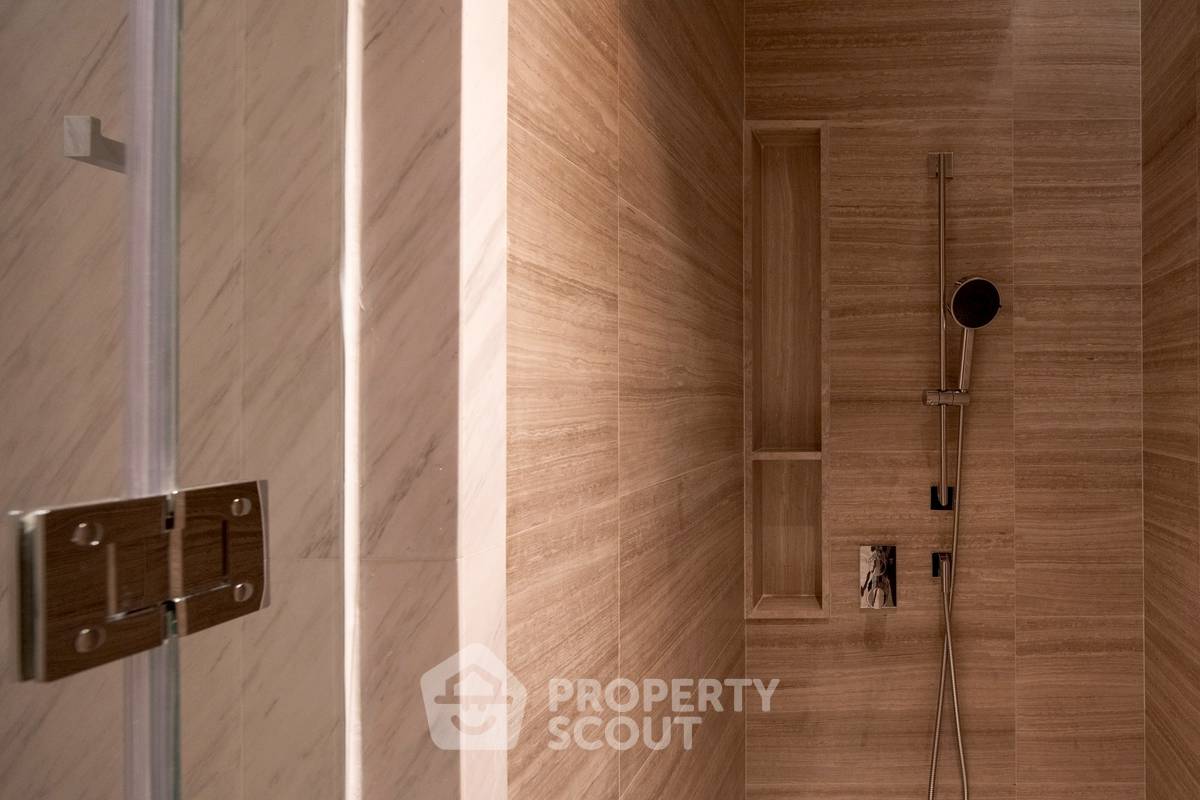 picture 3-BR Condo at One 89 Wireless near MRT Lumphini (ID 2559803) - 40/66