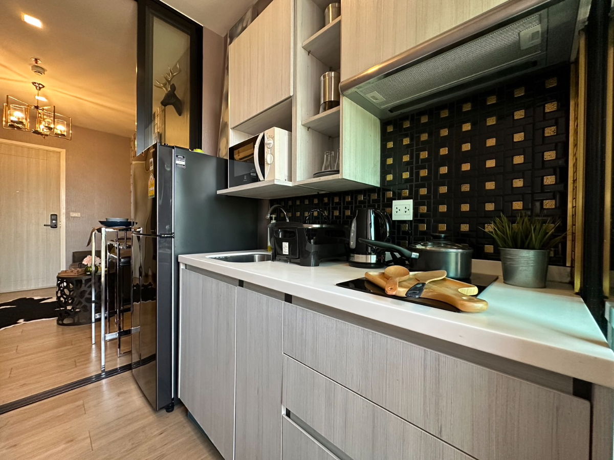 รูป ชั้น 30 ✔️ วิวสวย ชั้นสูง ห้องตกแต่งใหม่ พร้อมอยู่เลย ✔️ 9,000 บาท / เดือน - รูปที่ 12/18