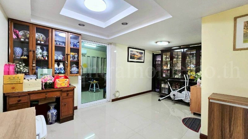 รูป บ้านเดี่ยว 70 ตร.วา เสนานิเวศน์ โครงการ 1 ทำเลดี เชื่อมต่อรถไฟฟ้าหลายสาย - รูปที่ 9/20