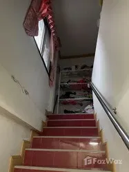 picture 3 Bedroom Townhouse for sale in Din Daeng, Bangkok 1397838 - 10/12