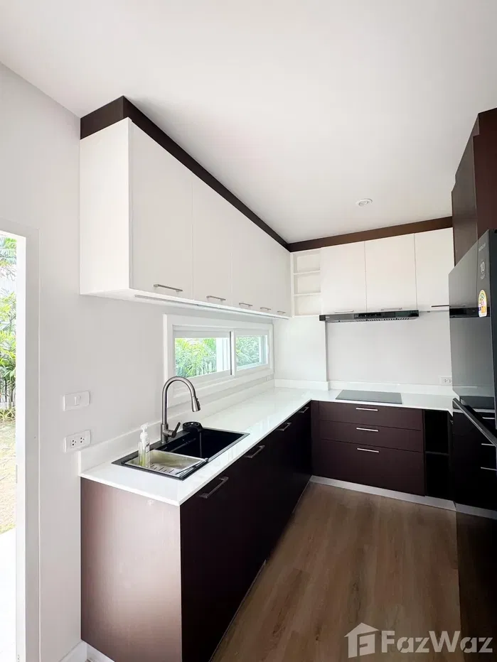 picture 4 Bedrooms Corner House For Rent 5969476 - 7/23