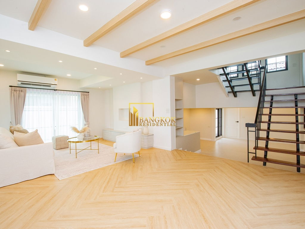 รูป Contemporary 4 Bedroom House For Rent in Pattanakarn Area - BR28314SH - รูปที่ 3/8