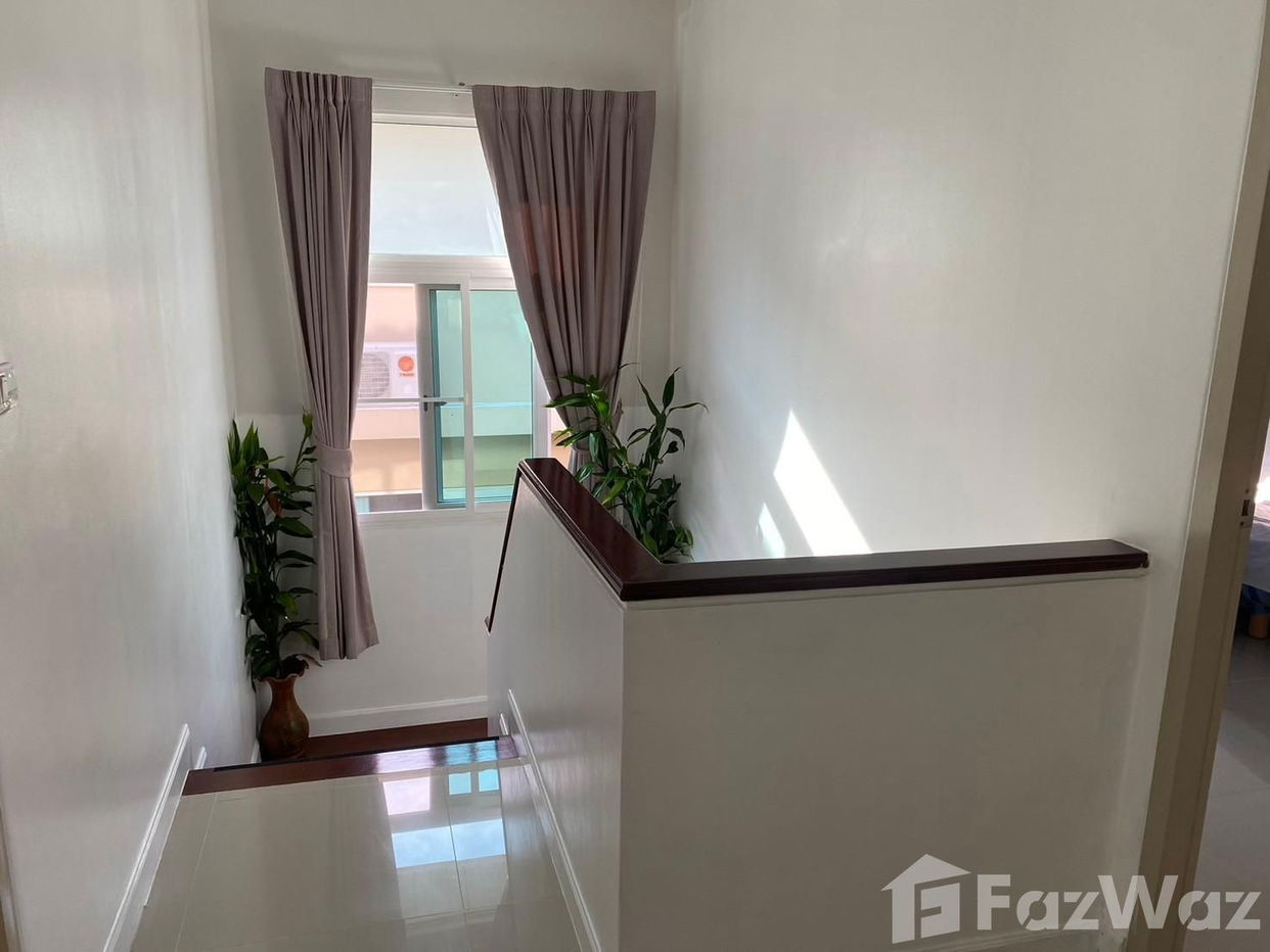 picture Luxurious 3-Bedroom House for Rent at Supalai Essence 1763594 - 9/30