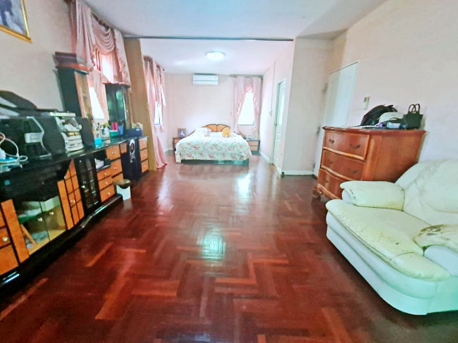 รูป ขายบ้านเดี่ยวหลังใหญ่ 111.5 ตร.ว. สภาพสวยมาก! ทำเลศักยภาพ สุขาภิบาล 5 ซอย 72 (เขตสายไหม) | ใกล้ทางด่วนฉลองรัช - รูปที่ 3/11