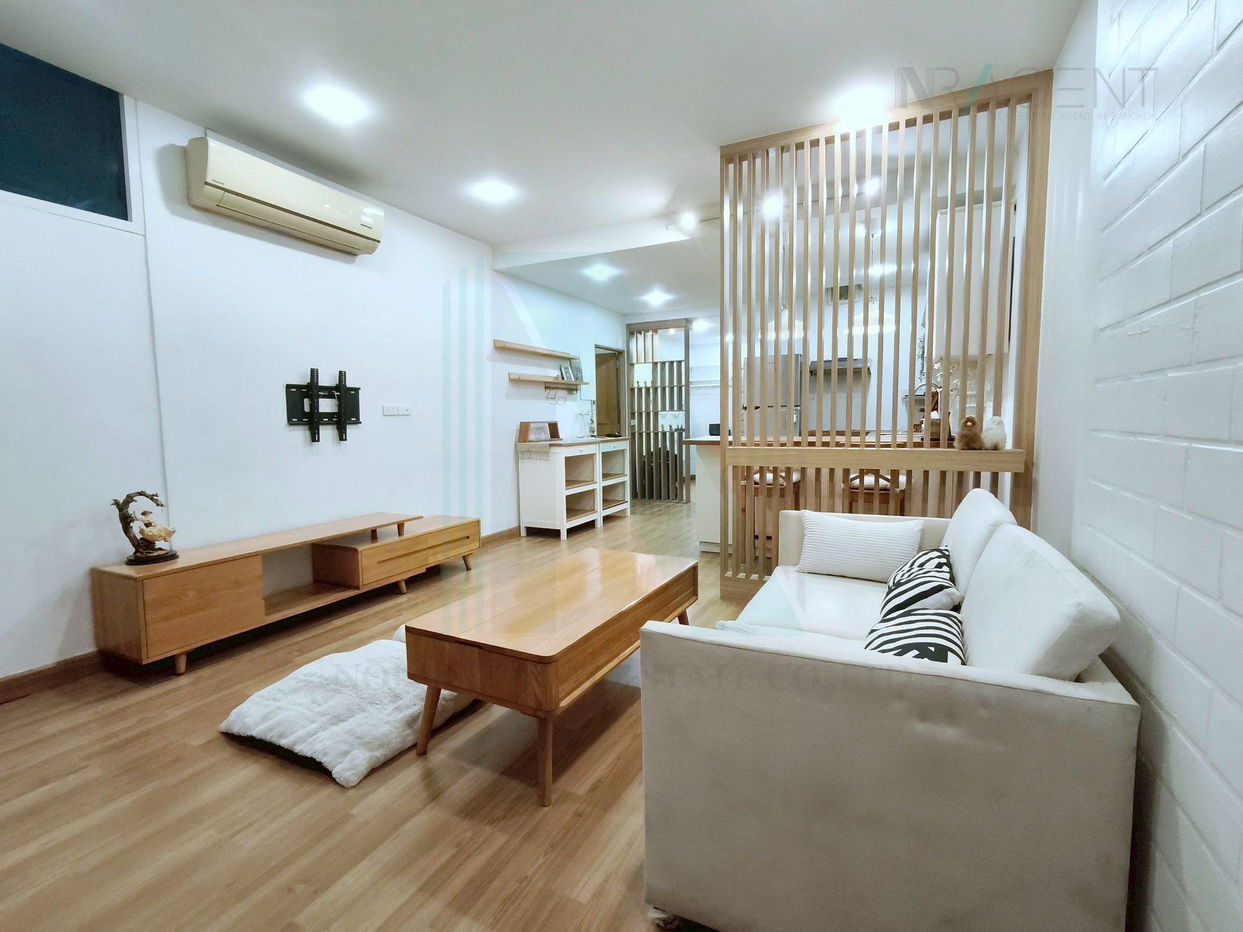 picture For Rent Condo COUNTRY COMPLEX Building 1, Floor 8,1 bed room, Room size 76.00 sqm - 2/8