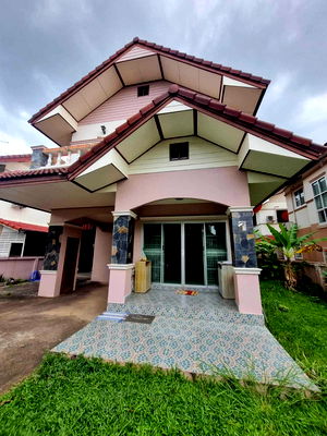 Houses for rent Chiang Mai : A house two storey for rent with  3 bedrooms and   2  toilets