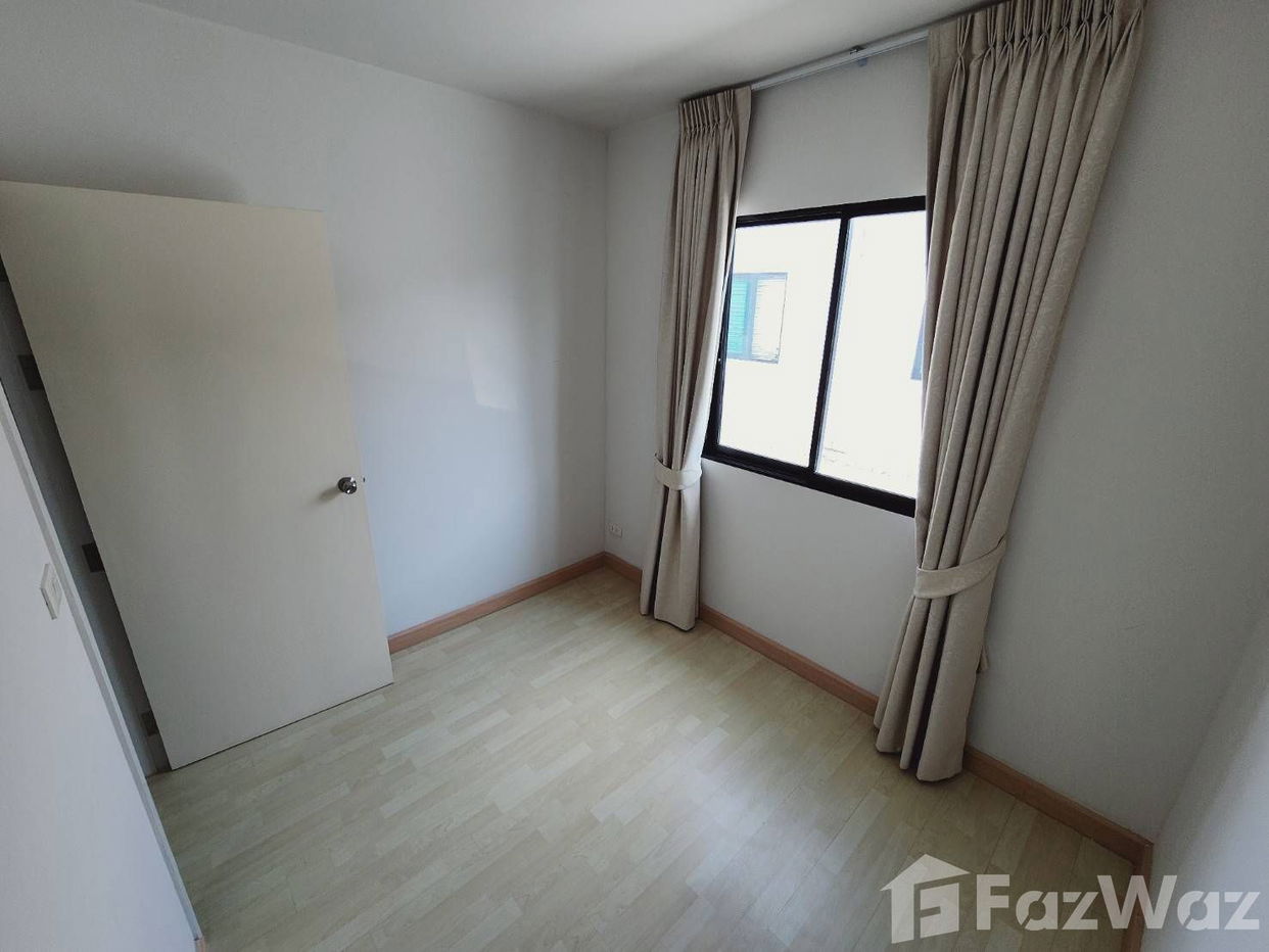 picture 3 Bedroom Townhouse for sale at The Connect Onnut-Wongwann 5651894 - 10/26