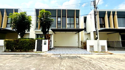 บ้านเดี่ยว ม.กรุงเทพ ศูนย์รังสิต : ขายบ้านเดี่ยว 2 ชั้น หมู่บ้านเอคิว เชดิ(Aq shadi)พหลโยธิน–รังสิต ใกล้ ม.ธรรมศาสตร์ รังสิต 2 km