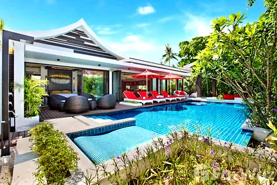 Houses for sale Ko Samui Surat Thani : 5 Bedroom Villa for sale at Samui Beach Properties  26722
