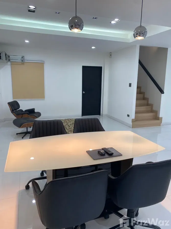 picture 3 Bedroom House for sale in Phra Khanong Nuea, Bangkok 5363774 - 17/27