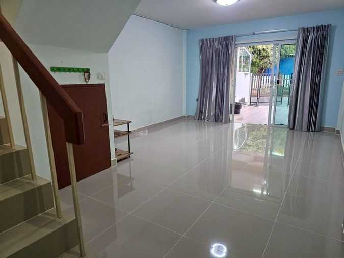 ให้เช่าบ้านทาว์เฮ้าส์ หมู่บ้านเพลินใจ 4 (3 ห้องนอน 2 ห้องน้ำ) มีที่จอดรถ ใกล้ขนส่งระยอง