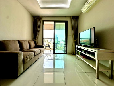 Condos for sale : Water Park Condominium One Bedroom Unit for sale in Pratumnak
