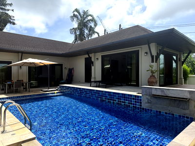 บ้านเดี่ยว ถลาง ภูเก็ต : ลดราคาพิเศษ | วิลล่าพร้อมสระว่ายน้ำ 3 ห้องนอน บนที่ดิน 632 ตร.ม. ทำเลเชิงทะเล ใกล้บางเทา–ลากูน่า - U5667971
