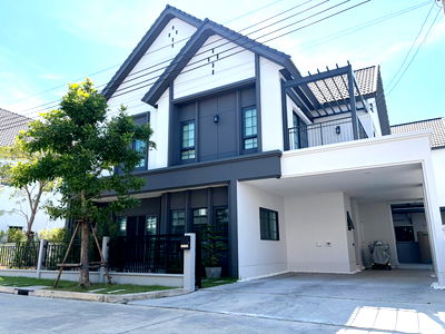 Houses for rent เทสโก้โลตัส บางพลี : Home for Rent   Centro Bangna  (Phase 2)