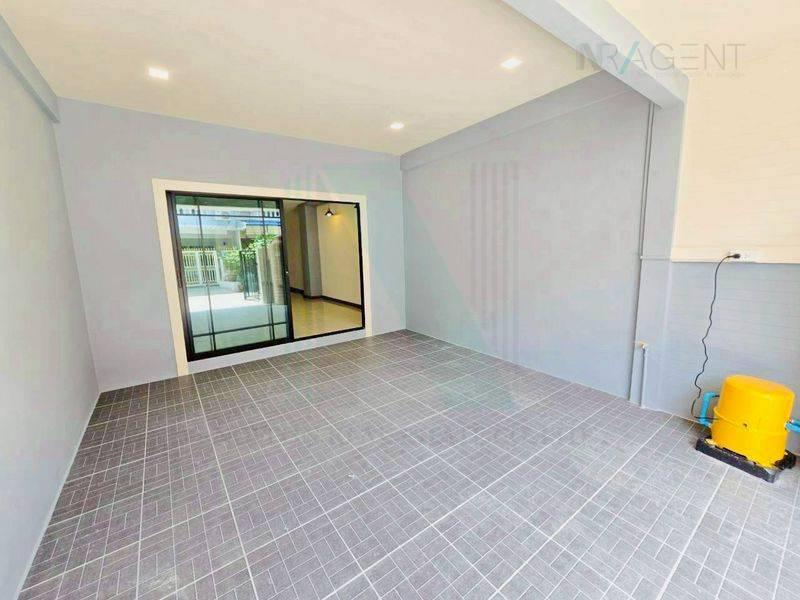 รูป 📌 ขายทาวน์เฮาส์ โครงการ เลิศอุบล รามอินทรา 2 ชั้น 2 ห้องนอน 2 ห้องน้ำ - รูปที่ 2/8