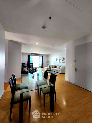 คอนโดให้เช่า : คอนโด 3-ห้องนอน ที่ ซิตี้ สมาร์ท สุขุมวิท18 ใกล้ BTS อโศก (ID 2566941)