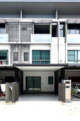 ทาวน์โฮมให้เช่า : ทาวน์เฮ้าส์ 3-ห้องนอน ใน ลาดพร้าว (ID 1602782)
