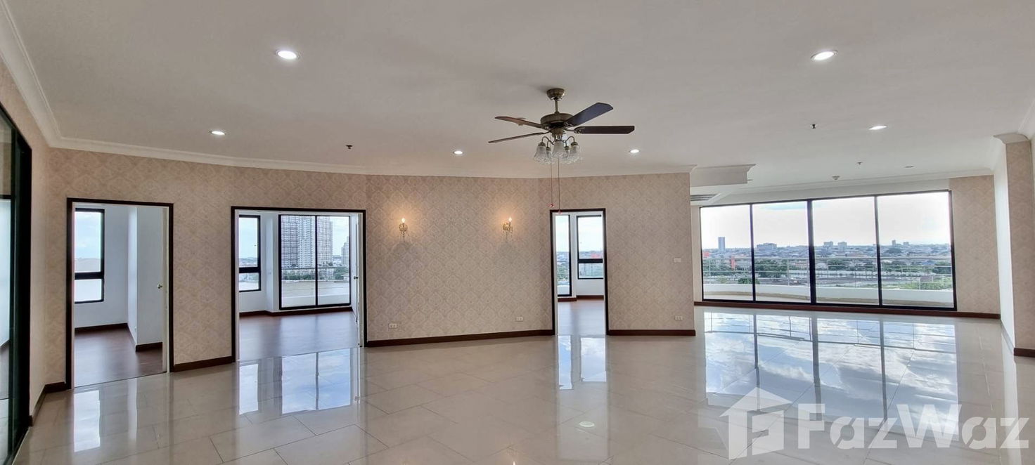 picture 3 Bedroom Condo for rent at Supalai Casa Riva 61482 - 1/9