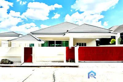 บ้านเดี่ยว ถนนห้วยใหญ่ : บ้านเดี่ยวรีโนเวทใหม่ ตกแต่งสวยงาม สไตล์โมเดิร์น พร้อมอยู่