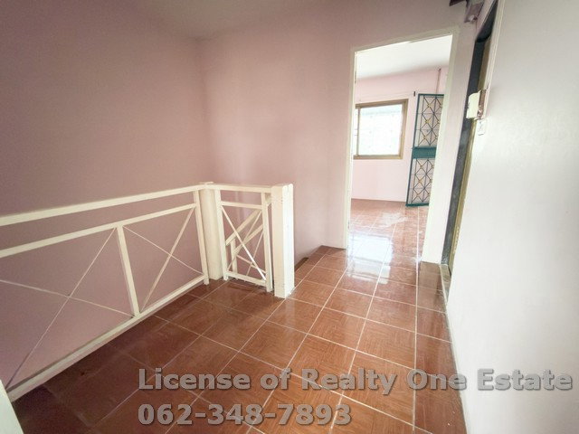 รูป ขายทาวน์เฮ้าส์ สายไหม 81 หมู่บ้านอภินคร 20.5 ตร.ว. ติดถนนเมน สภาพสวย ราคาถูก - รูปที่ 11/14