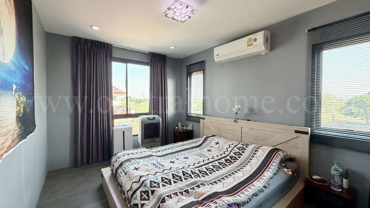 รูป ทาวน์โฮม เด่นชัย คลองกันยา บางพลี หลังริม พื้นที่กว้าง ตกแต่งสไตล์ลอฟท์ - รูปที่ 16/19