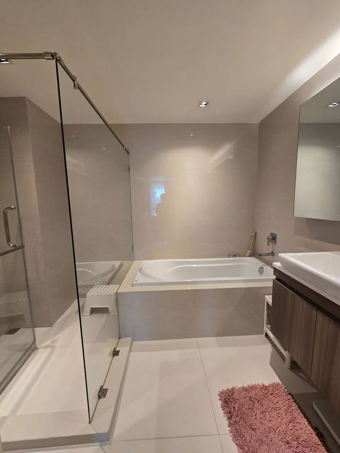 picture VTARA Sukhumvit 36 | 2 BR 2 BA | 65 sq.m | 48,500 Baht/month - 9/18
