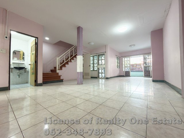 รูป ขายทาวน์เฮ้าส์ สายไหม 81 หมู่บ้านอภินคร 20.5 ตร.ว. ติดถนนเมน สภาพสวย ราคาถูก - รูปที่ 2/14