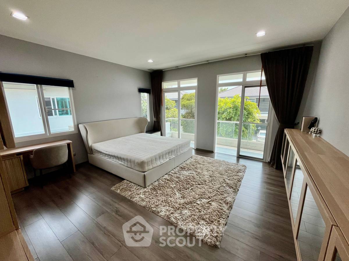 picture 4-BR 240 Sqm House At Mantana 2 Bangna Km.7 (ID 2567145) - 6/13