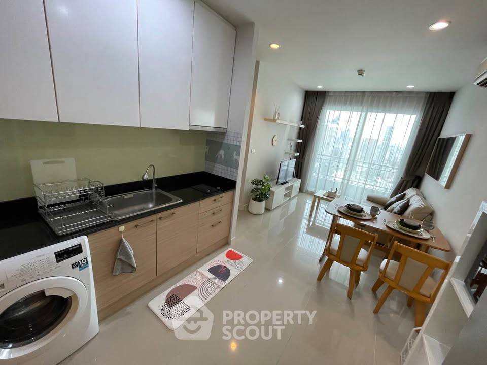 picture 1-BR Condo at Circle Condominium near MRT Phetchaburi (ID 2566399) - 3/6