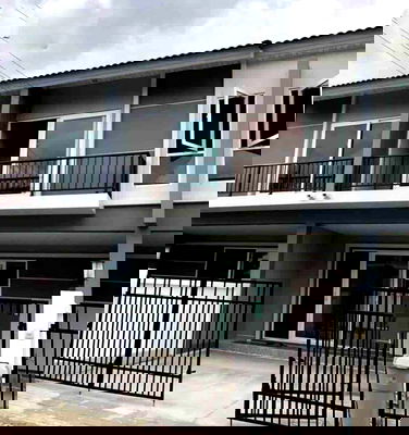 เช่าบ้านแฝด ปทุมธานี : 💥CP-9961💥ให้ช่า ทาวน์เฮ้าส์ โครงการ ศุภาลัย เบลล่า วงแหวน - ลำลูกกา คลอง 6👉แอดไลน์ @expertcondo