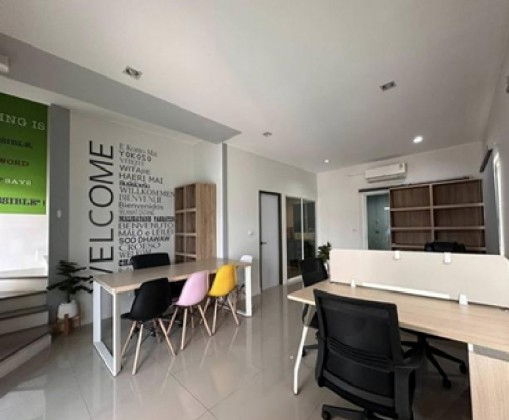 รูป ให้เช่า ทาวน์โฮม 3 ชั้น หมู่บ้านสัมมากร อเวนิว รามอินทรา วงแหวน ติดถนนคู้บอน ตกแต่งเป็นสำนักงาน พร้อมเฟอร์นิเจอร์สำนักงาน จดบริษัทได้ - รูปที่ 10/14