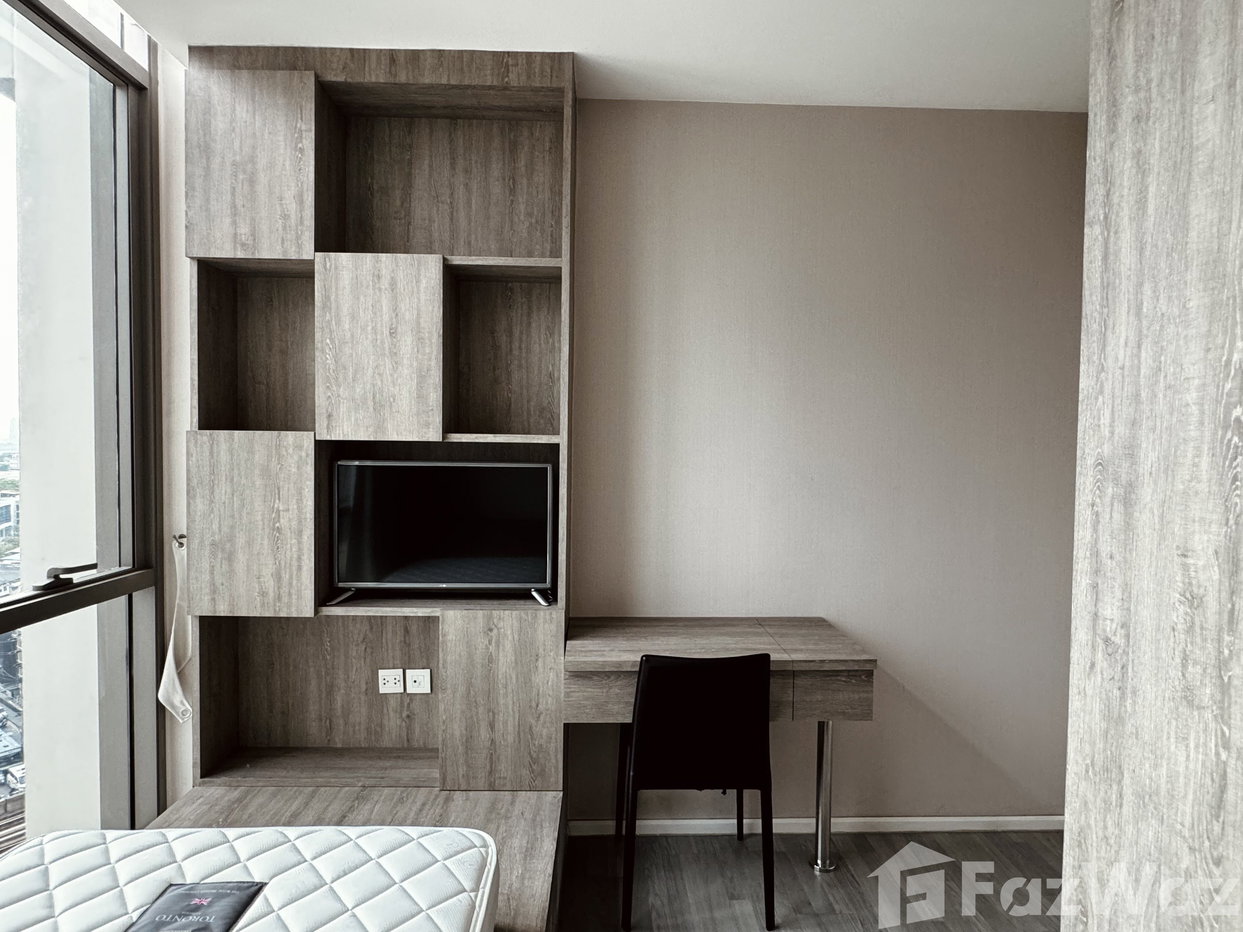 รูป คอนโดให้เช่า 2 ห้องนอน ในโครงการ เดอะ รูม สุขุมวิท 69 1764272 - รูปที่ 24/31