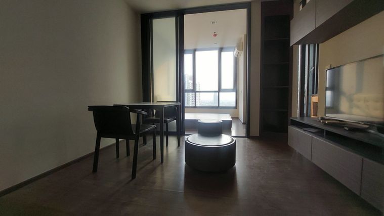 ให้เช่าคอนโด The Line สุขุมวิท 71 คอนโดแต่งครบพร้อมเข้าอยู่ใกล้รถไฟฟ้า BTS พระโขนง!!