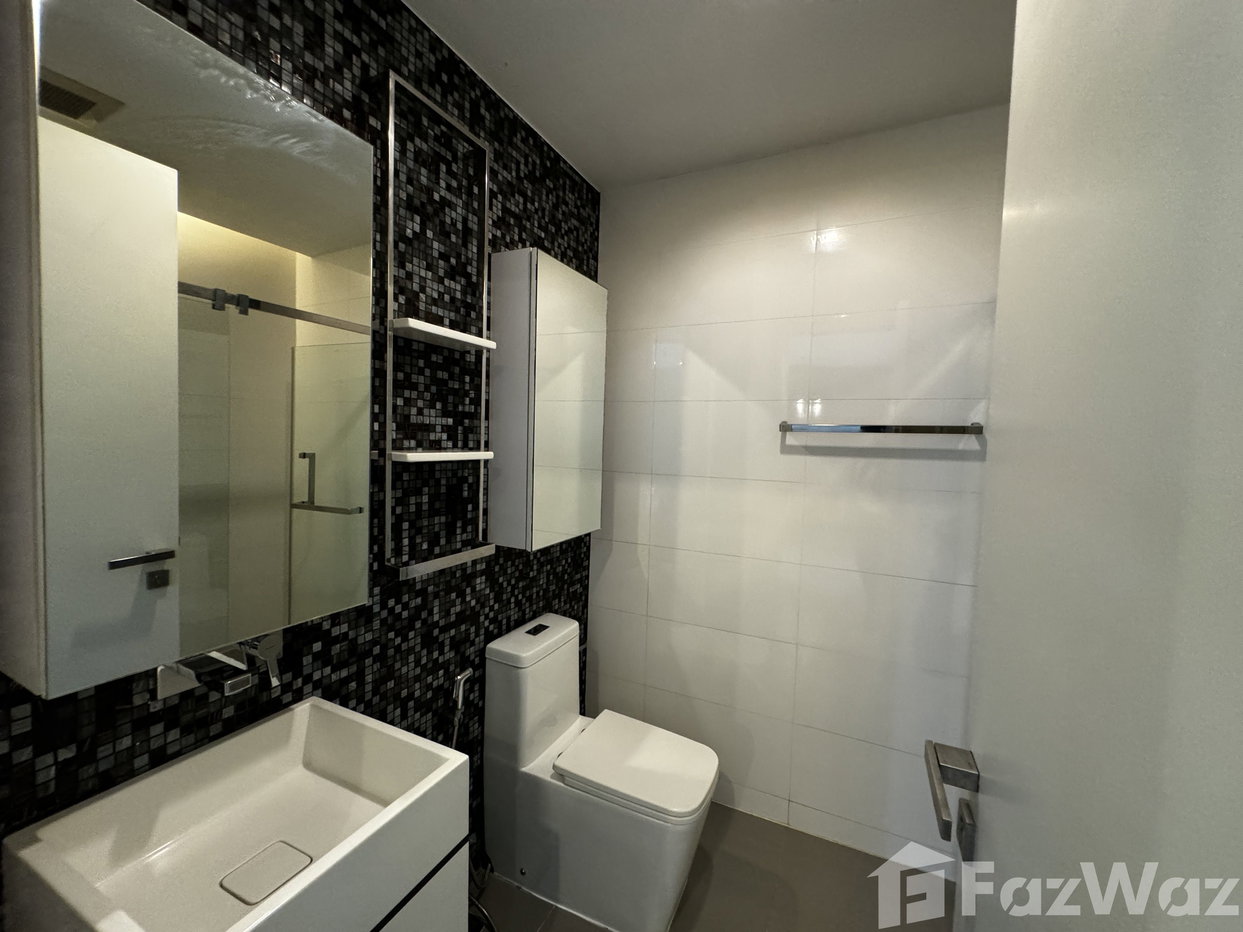 รูป คอนโดให้เช่า 2 ห้องนอน ในโครงการ เดอะ รูม สุขุมวิท 69 1764272 - รูปที่ 28/31