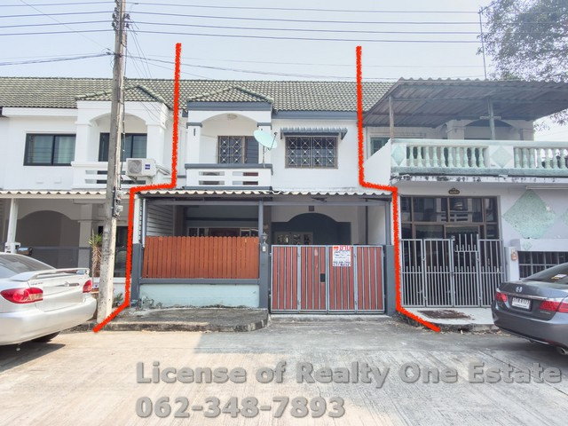 รูป ขายทาวน์เฮ้าส์ สายไหม 81 หมู่บ้านอภินคร 20.5 ตร.ว. ติดถนนเมน สภาพสวย ราคาถูก - รูปที่ 1/14