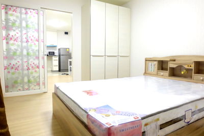 Condos for sale : for sell 1  bedroom m society condo Mueang thong thani