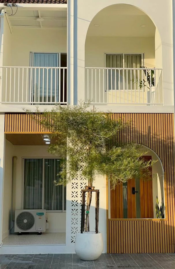 picture Stunning minimalist house in the Jed Yod-Photharam area Fully built-in, move-in ready. - 15/15