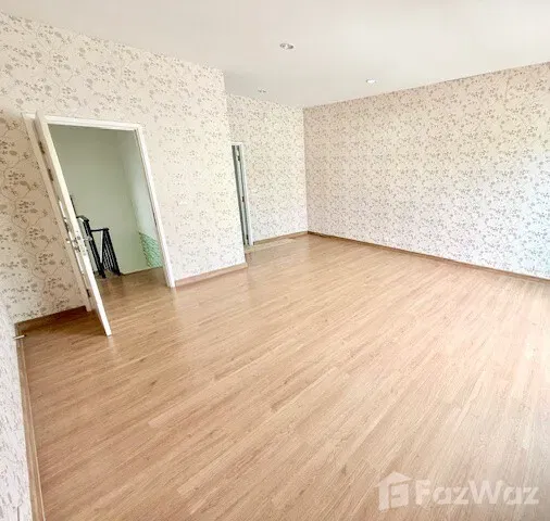 picture 3 Bedroom Townhouse for sale at PATIO Phatthanakan 32 5988085 - 5/9