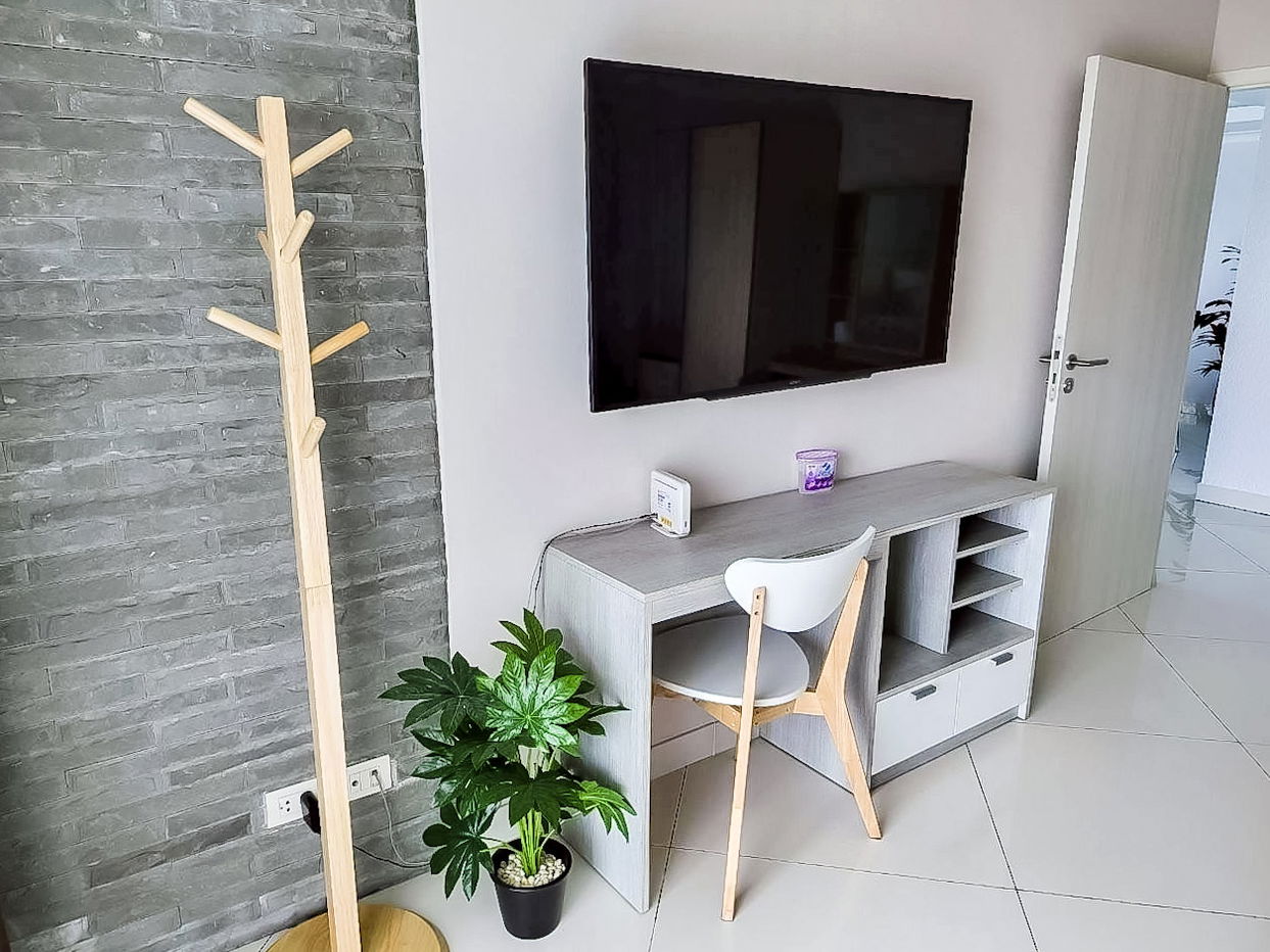 รูป Condominium at View Talay 6 Pattaya for Sale Beachfront Unit - รูปที่ 12/21