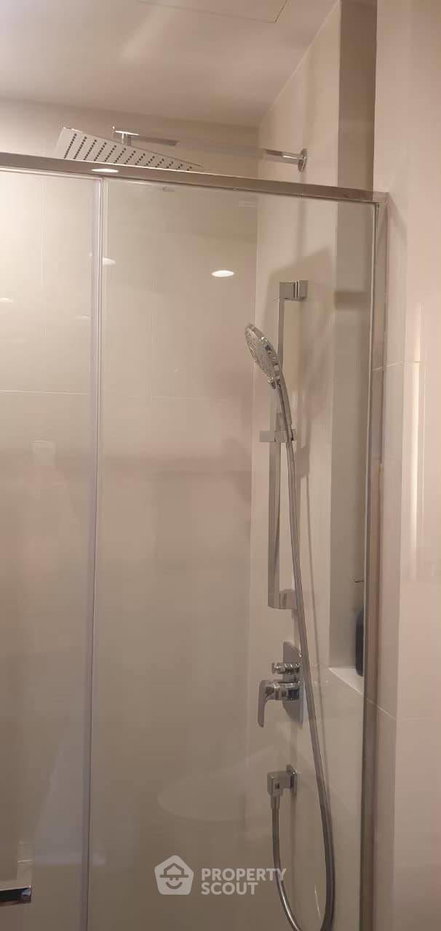 รูป คอนโด 1 ห้องนอน Oka Haus Sukhumvit 36 เดินทางด้วย BTS ทองหล่อ (ID 993985) - รูปที่ 8/16