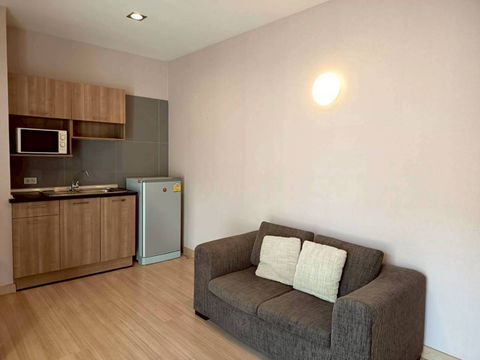 ให้เช่าคอนโดมิเนียม 1 ห้องนอน 1 ห้องน้ำ 1 ห้องครัว 1 ที่จอดรถ