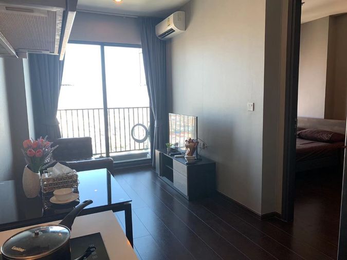 condo for rent : C-Ekkamai (BTS Ekkamai) (Rt-01)