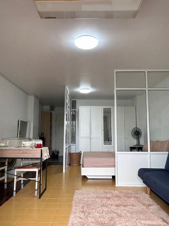 รูป ให้เช่าฌ็องเซลิเซ่ ติวานนท์-ศรีสมาน ตึกH ชั้น 3 เฟอร์ครบ พร้อมเข้าอยู่ - รูปที่ 2/9