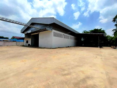 เช่าโรงงาน ฉะเชิงเทรา : HR3192ให้เช่าโกดังและโรงงานพื้นที่รวม 1 ไร่ครึ่ง ติดถนนสุวินทวงศ์ มีใบ รง.4 พร้อมออฟฟิศ 2 ชั้น ใกล้แม็คโครฉะเชิงเทรา